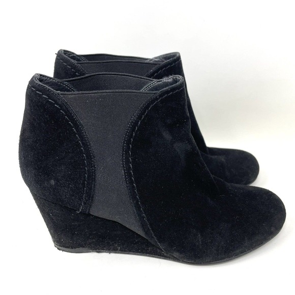 Stuart Weitzman Black Suede Platform Wedge Heel Ankle Boot Size 8 ½ - Picture 2 of 10